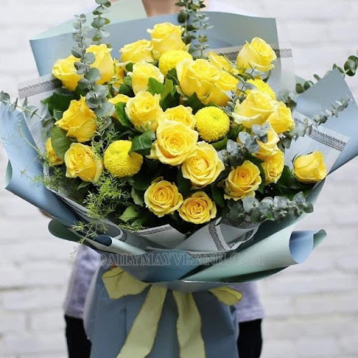 Tặng hoa hồng màu vàng như gửi đến người nhận lời xin lỗi chân thành nhất